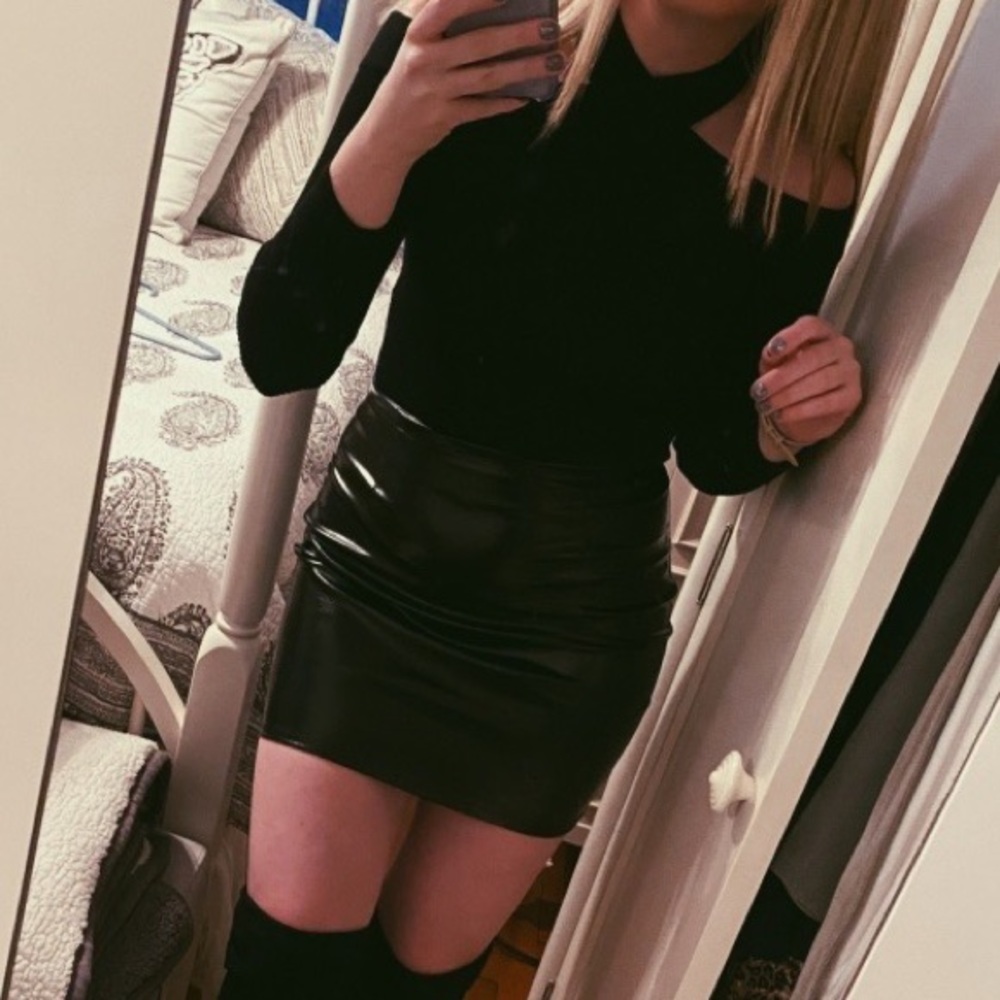 Leather skirt 🥀